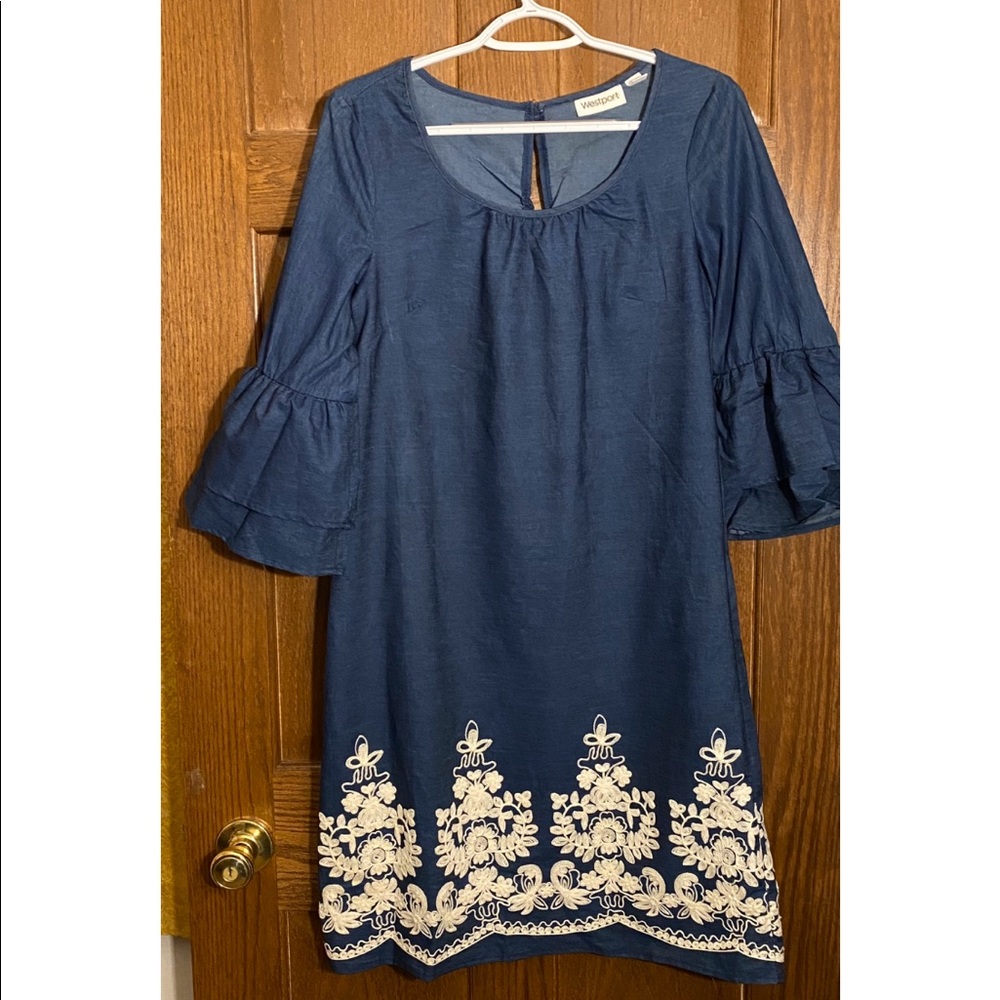 Chambray embroidered Dress